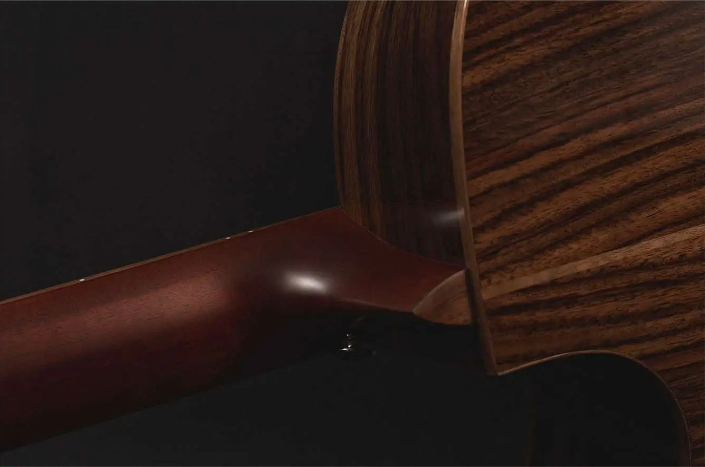 AVENIR 25 SERIES AUDITORIUM CEDAR ROSEWOOD FAN FRET