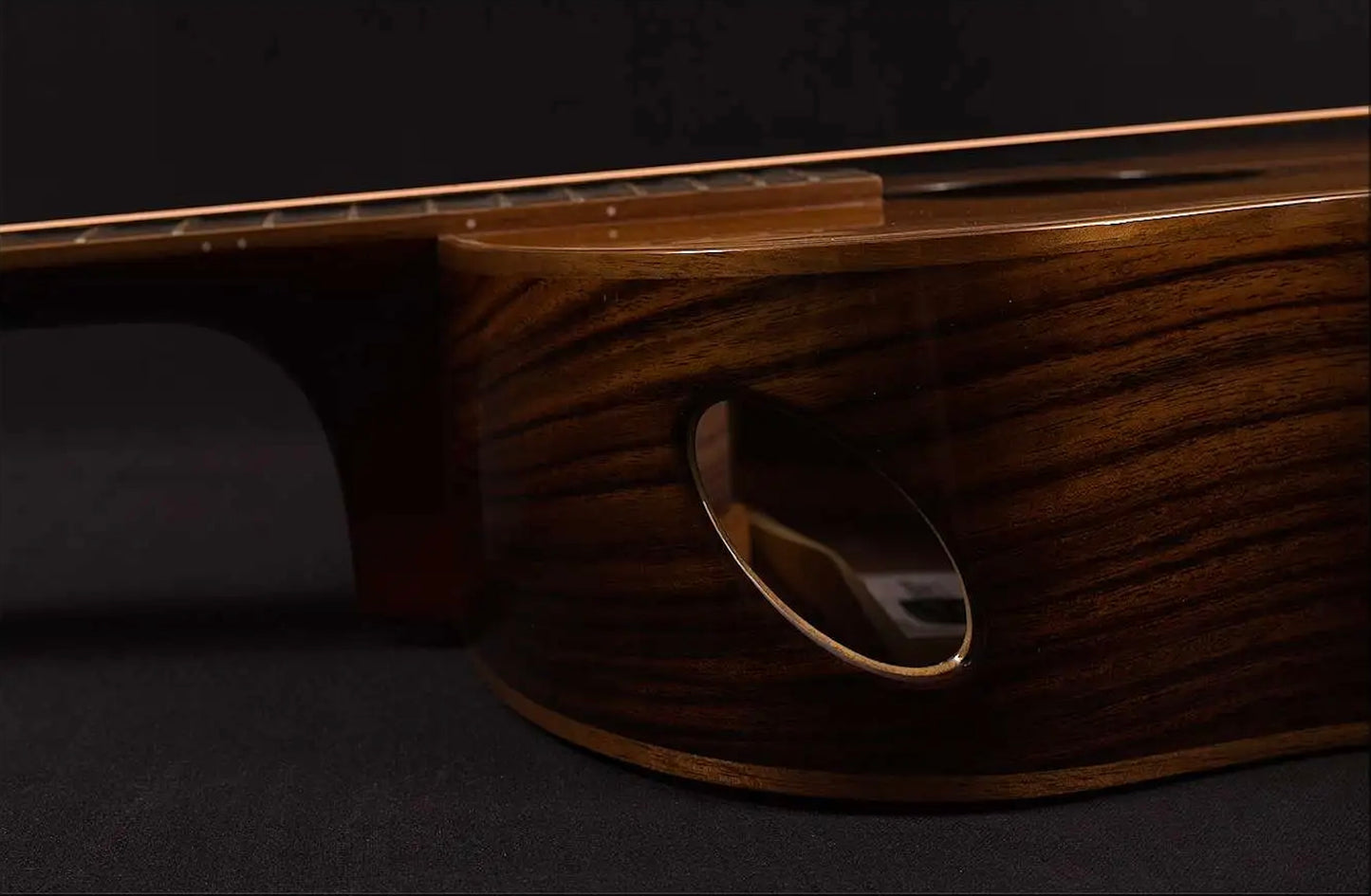 AVENIR 25 SERIES AUDITORIUM CEDAR ROSEWOOD