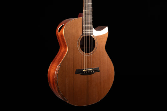AVENIR 25 SERIES AUDITORIUM CEDAR SANTOS ROSEWOOD